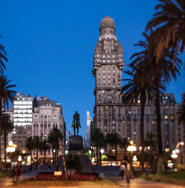 ¡Comprá Millas y volá por Uruguay!