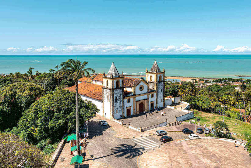 Milhas em viagens: navegando pela riqueza cultural de Recife e Olinda